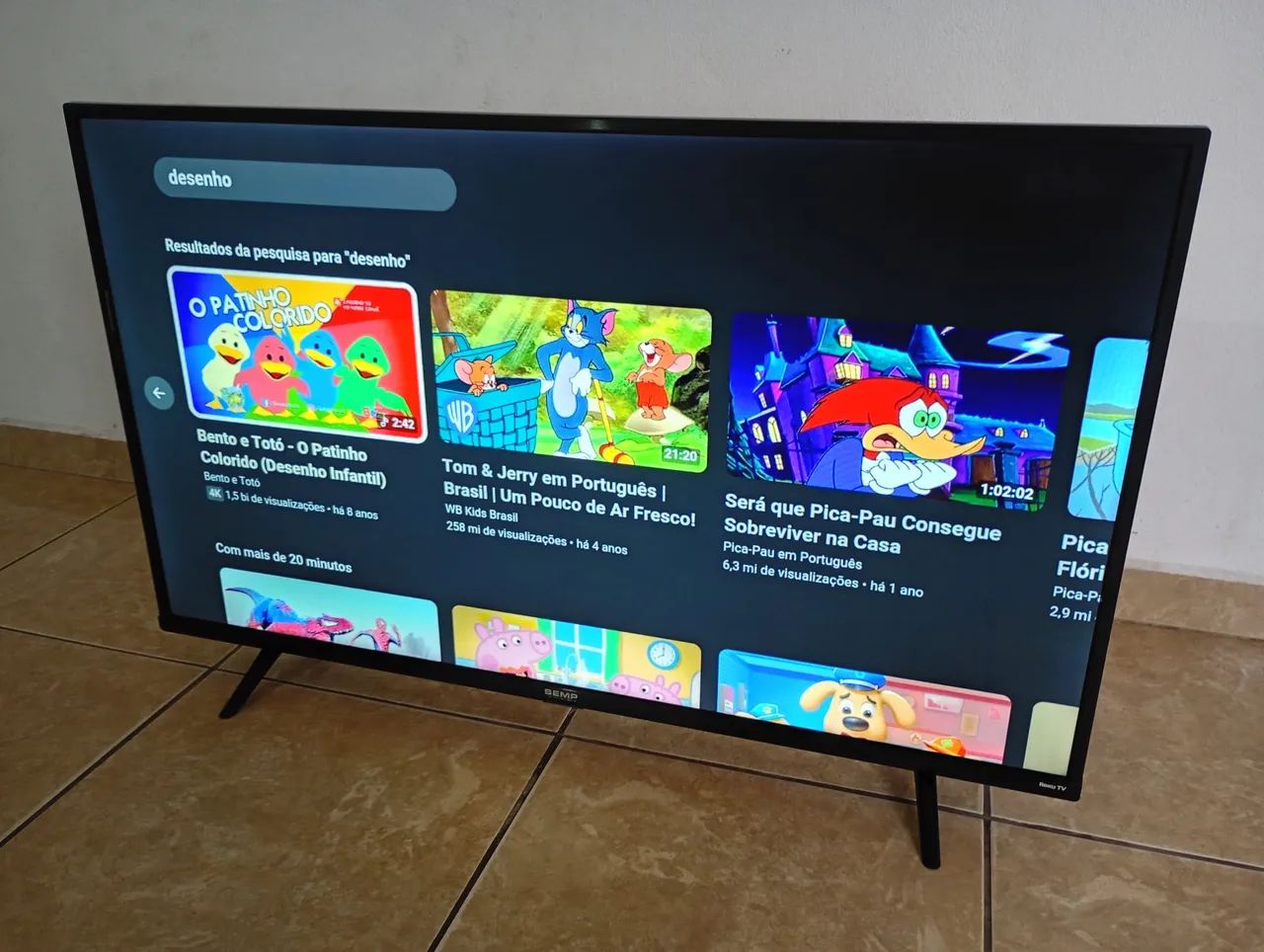 Vendo essa tv da Semp Roku 43 polegadas smart 4k  - Foto 5