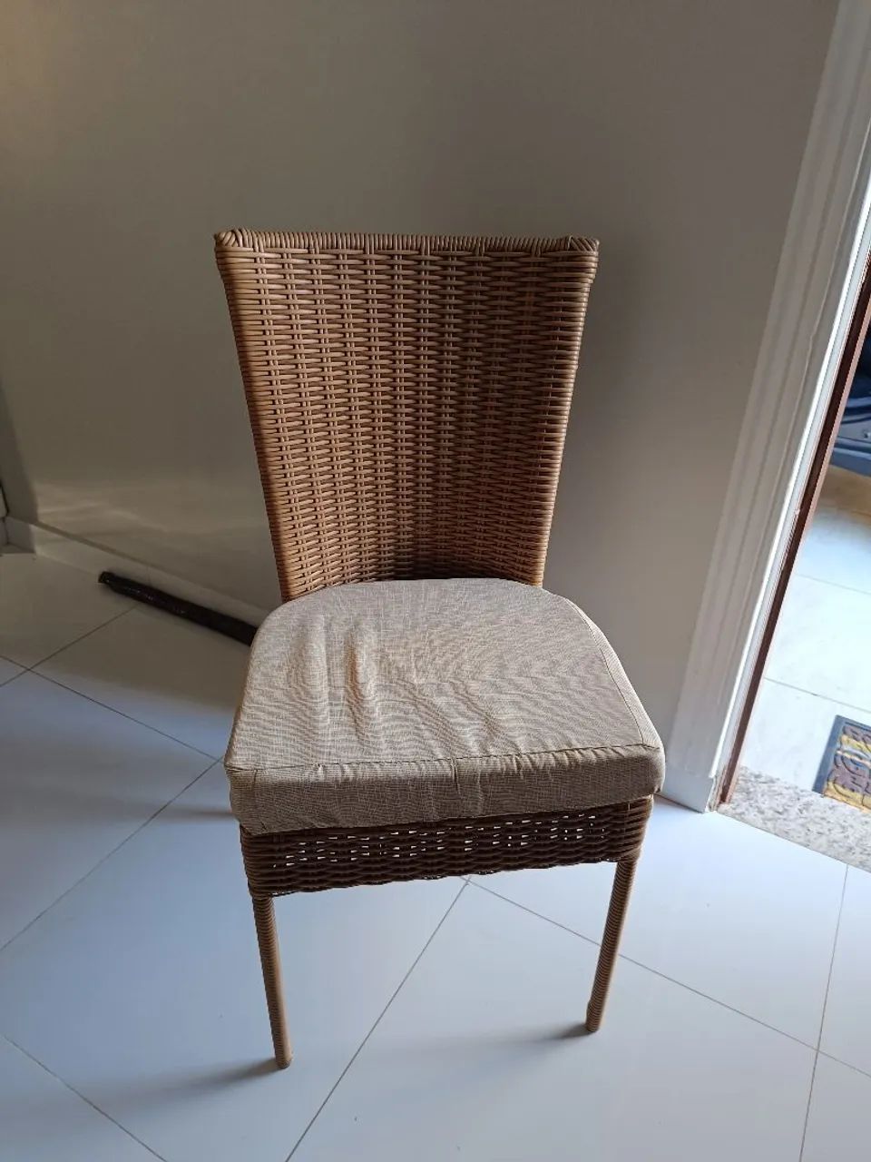 Mesa e cadeiras  - Foto 3