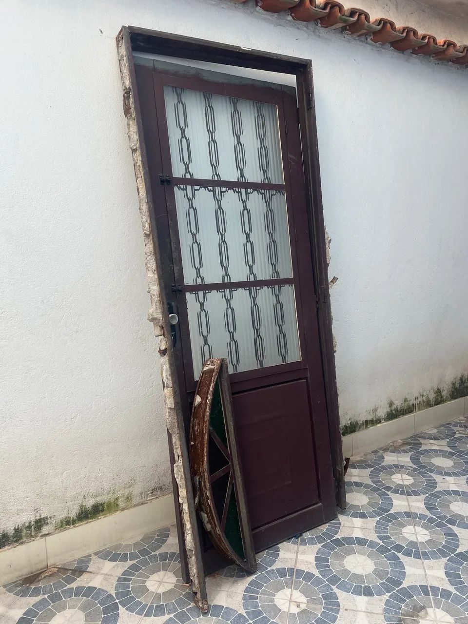 Porta sem marco421230786831329282