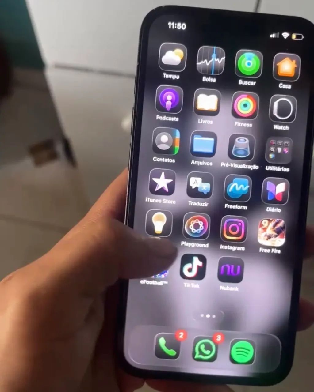 iPhone 16e 128gb bateria 91% - Foto 3