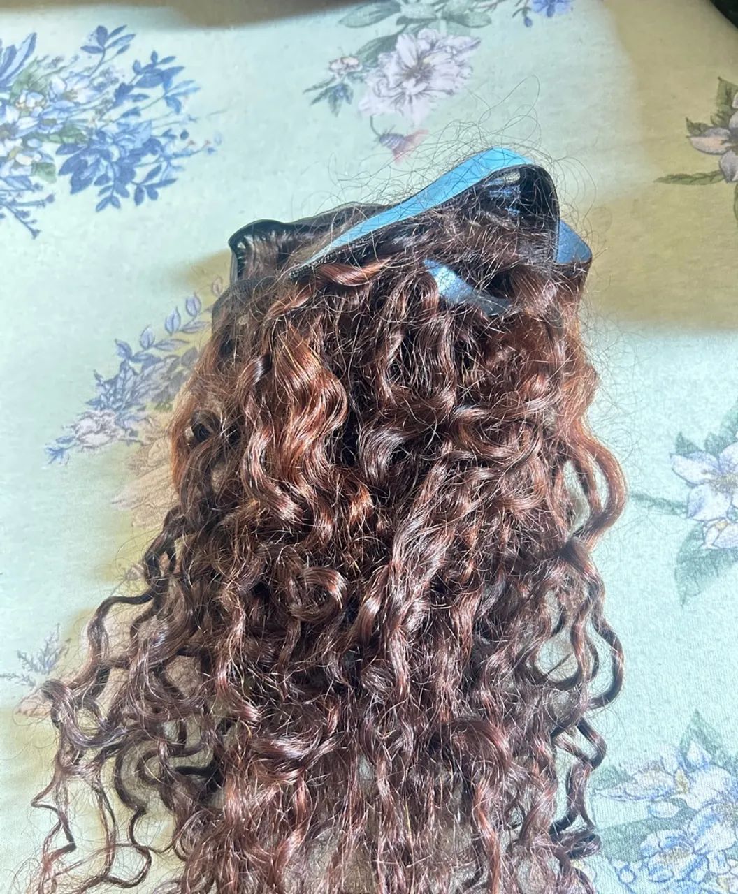 Vendo cabelo humano cacheado 