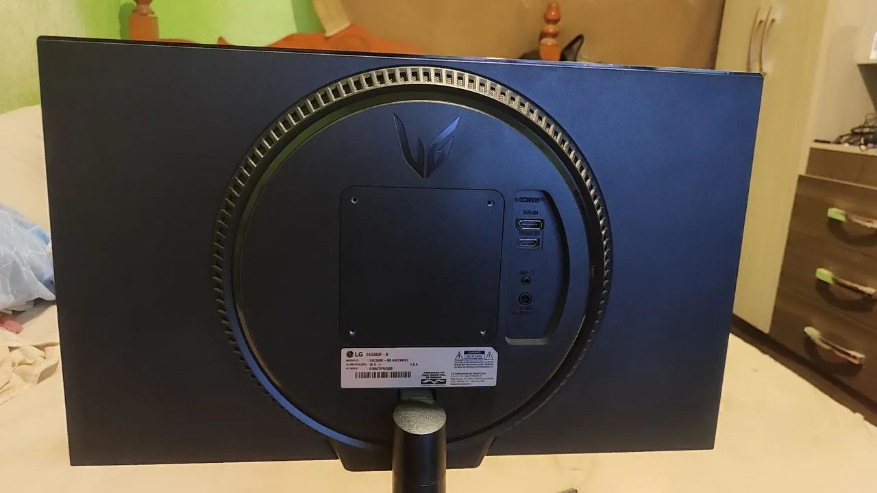 MONITOR LG ULTRA GEAR 24 FHD 180HZ ( sem trocas) - Foto 3