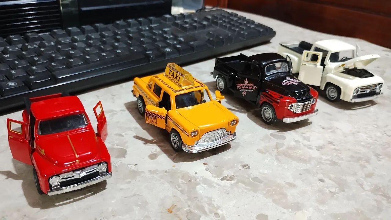 Carrinhos de metal coleção 