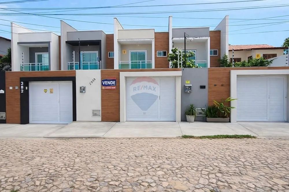 Eusébio: Casa dos Sonhos com Ótimo Preço!