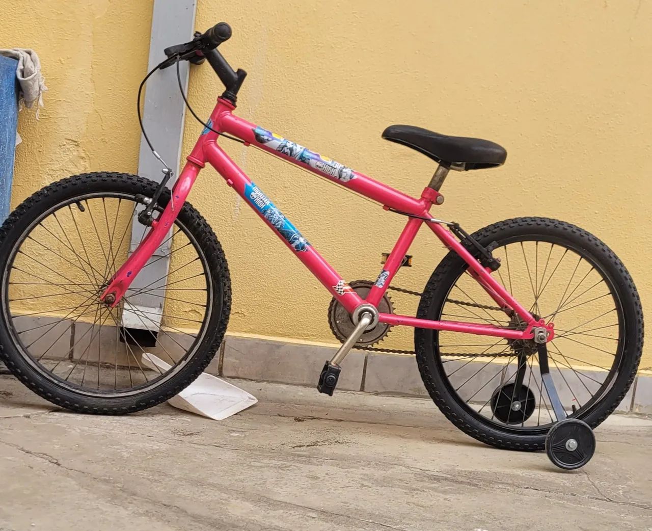 Bicicleta infantil menina 