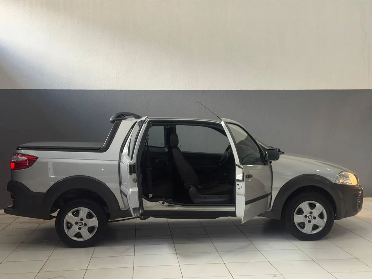 Fiat Strada Working Hard 1.4 Fire Flex 8V CD 2020 - Foto 4