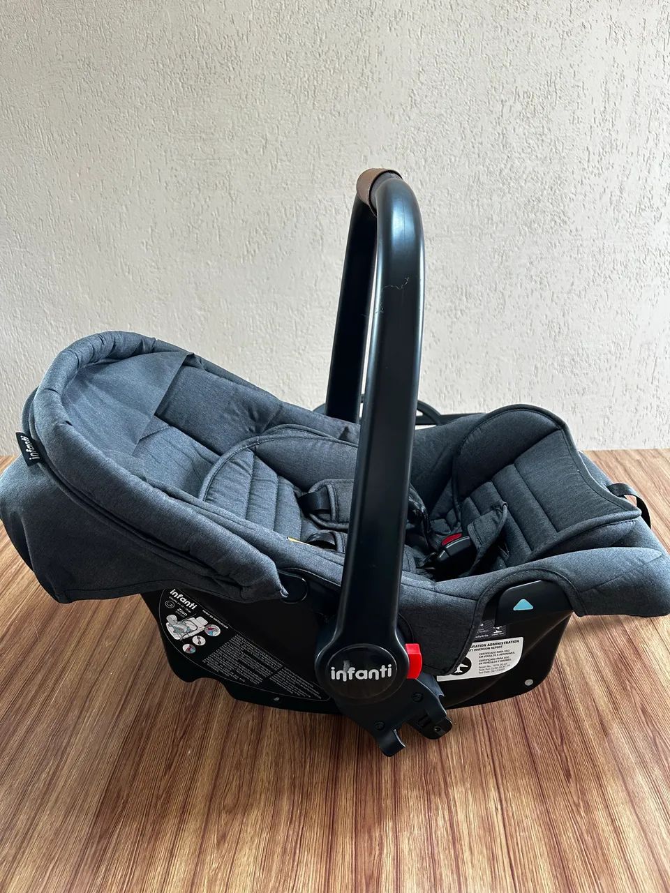 Bebê conforto Infanti - Sem base