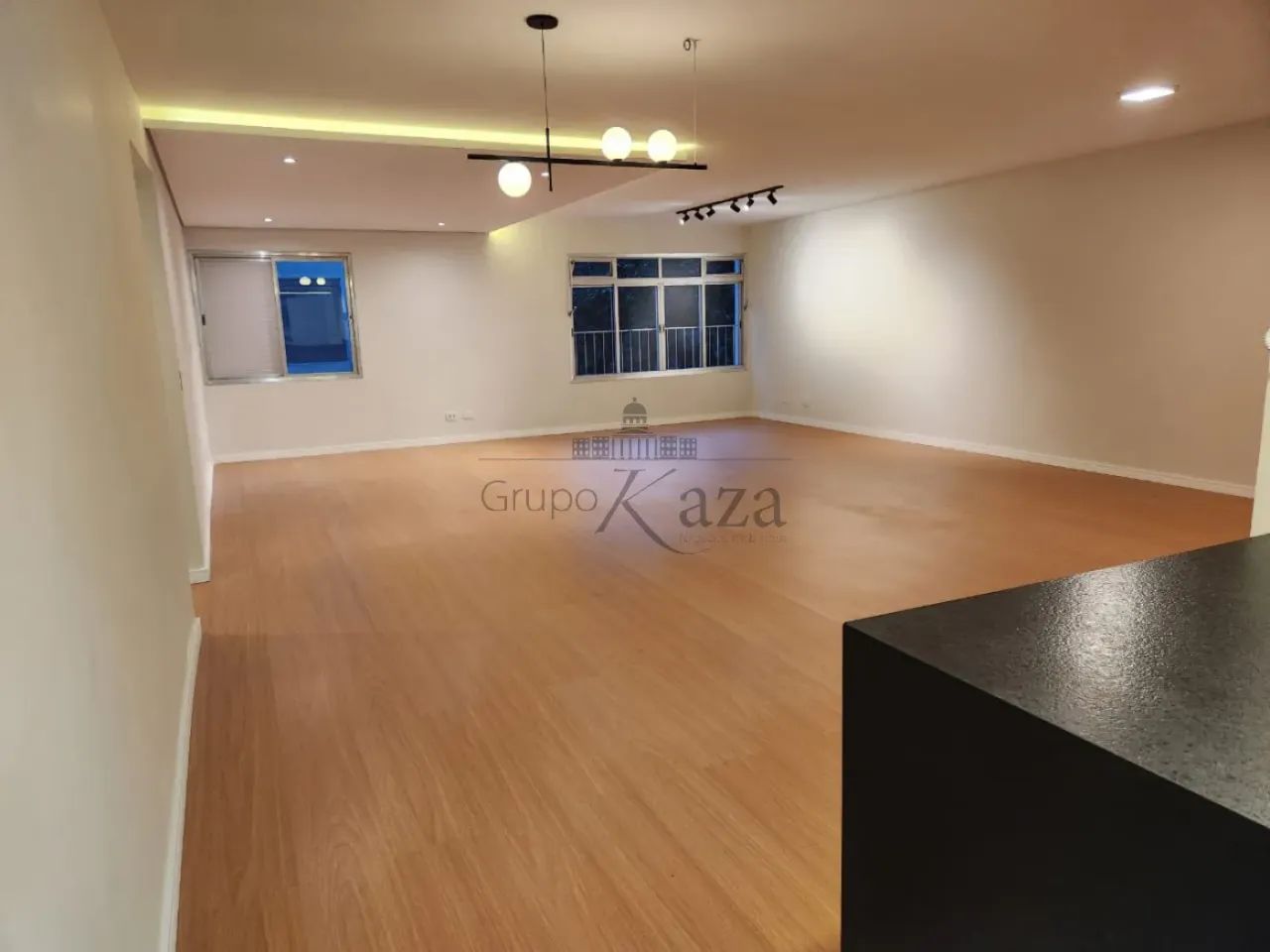 Apartamento - Pinheiros - 3 Dormitórios - 147m². - Foto 2