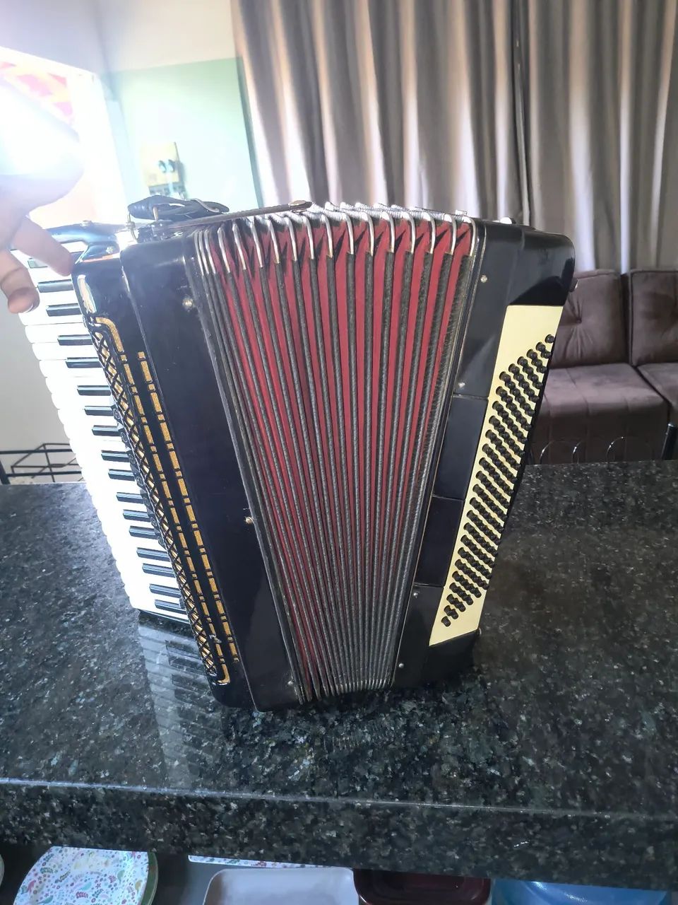 Acordeon 120 baixo Todeschini  - Foto 2