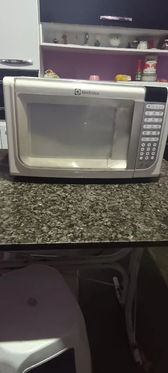 Micro-ondas Electrolux usado - funcionando perfeitamente  - Foto 4