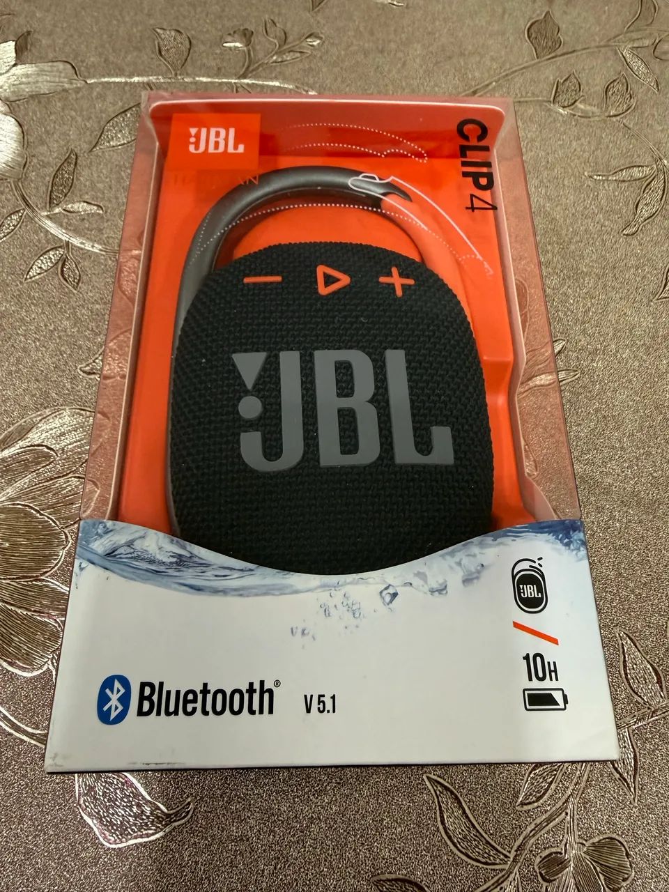 Caixa de Som JBL - Clip 4 - Preto e Laranja