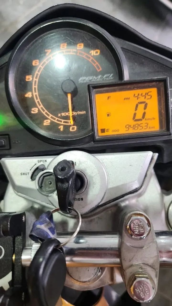 2010 Honda cb300 - Foto 4