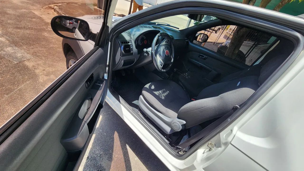 Fiat Strada Freedom 1.4 Flex 8V CS 2020 - Foto 5