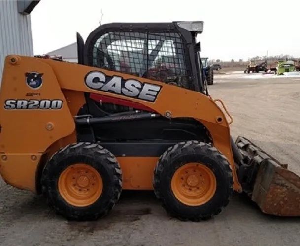 Mini Carregadeira Case Sr200 - 2014 - Foto 4