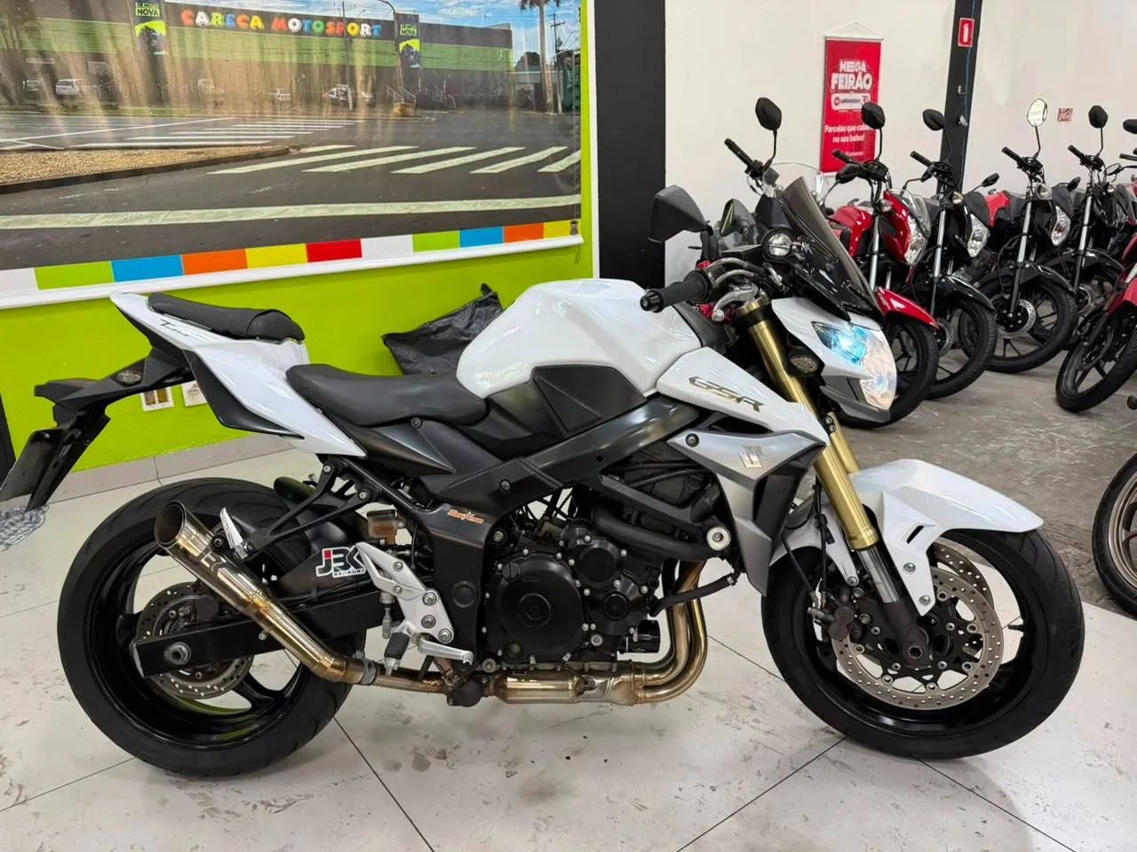 SUZUKI GSR 750 A
