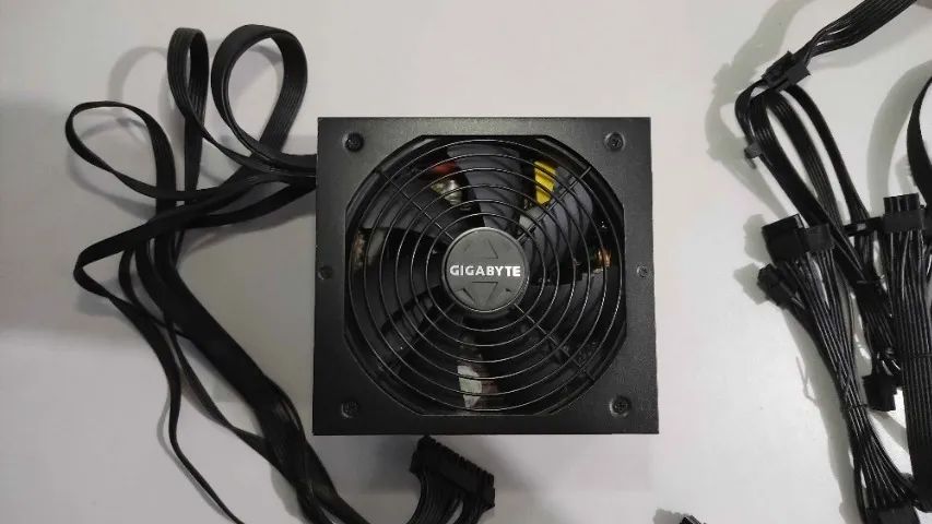 Fonte 750W 80 Plus Gold Semi Modular - Foto 2