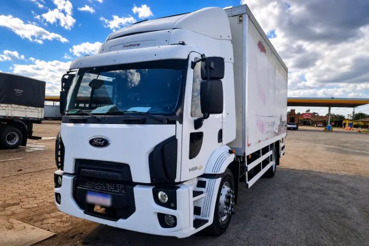 Ford Cargo 1419 (2019) Refrigerado - Oportunidade com Trabalho Fixo