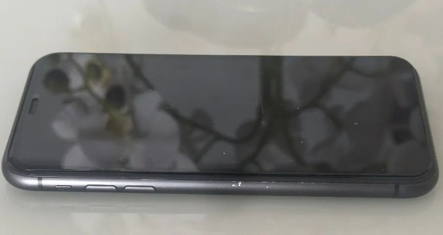 iPHONE 11 - Foto 4