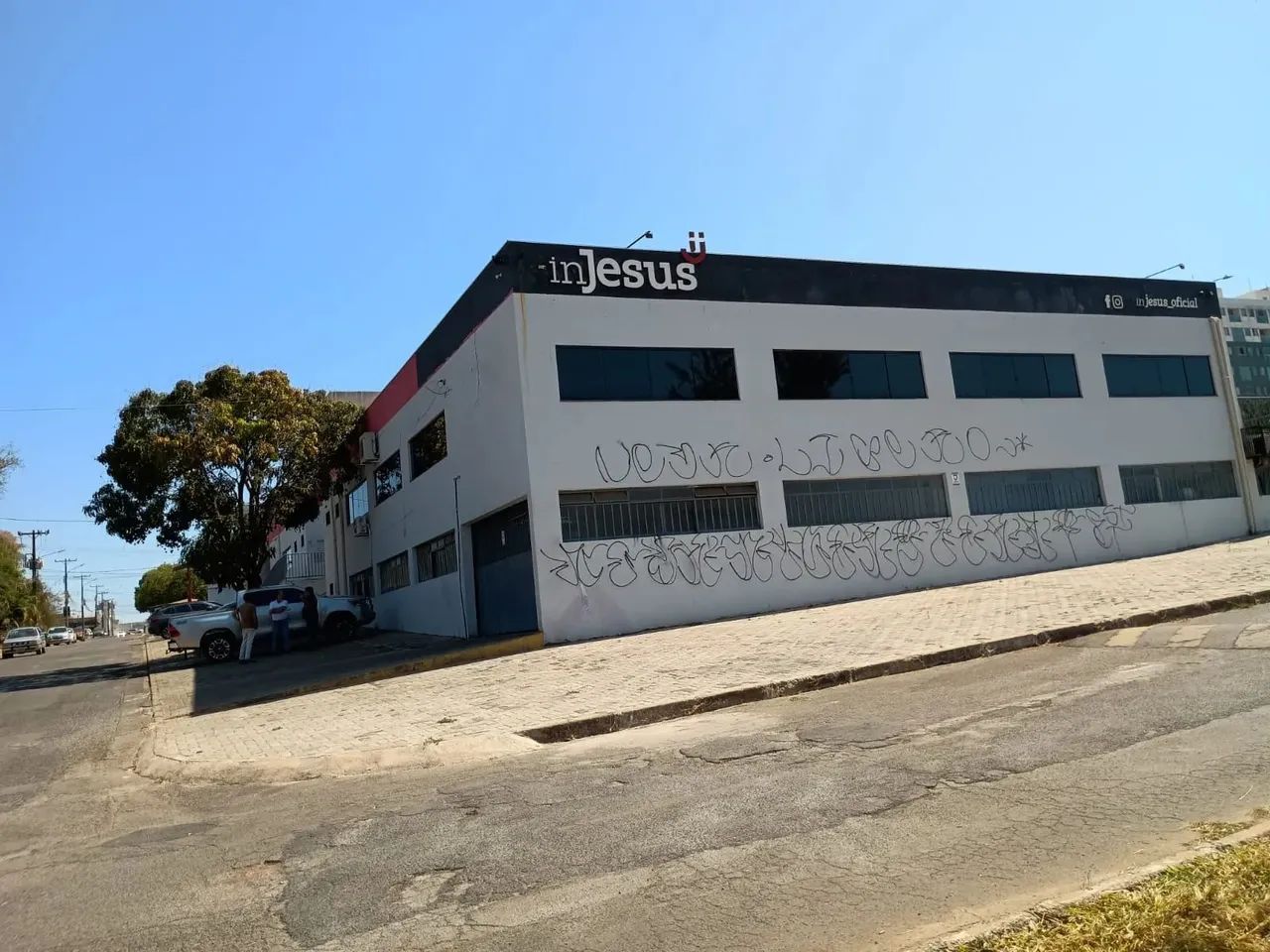 Prédio em Sobradinho no setor de industria, com 1.250 metros