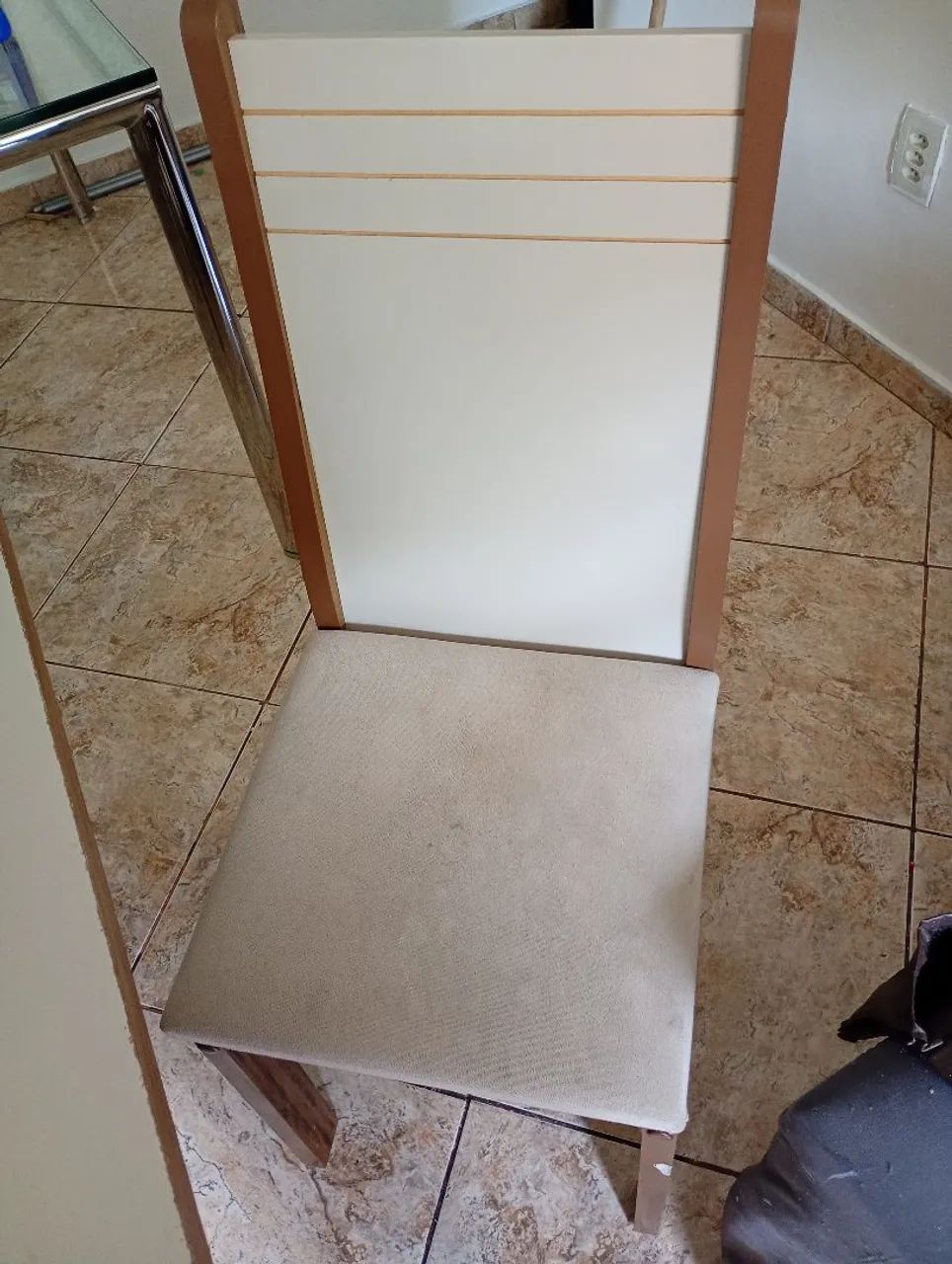 Mesa 4 cadeiras excelente condições  - Foto 2