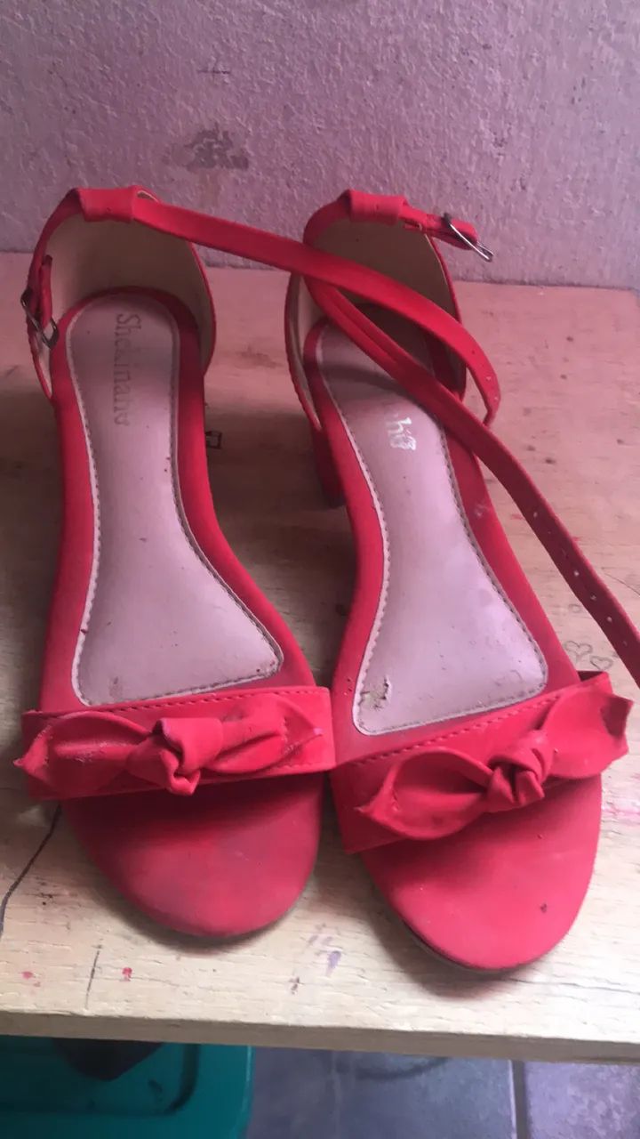 Salto baixo vermelho  - Foto 3