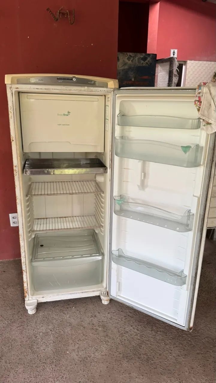 Vendo geladeira cônsul usada - Foto 4