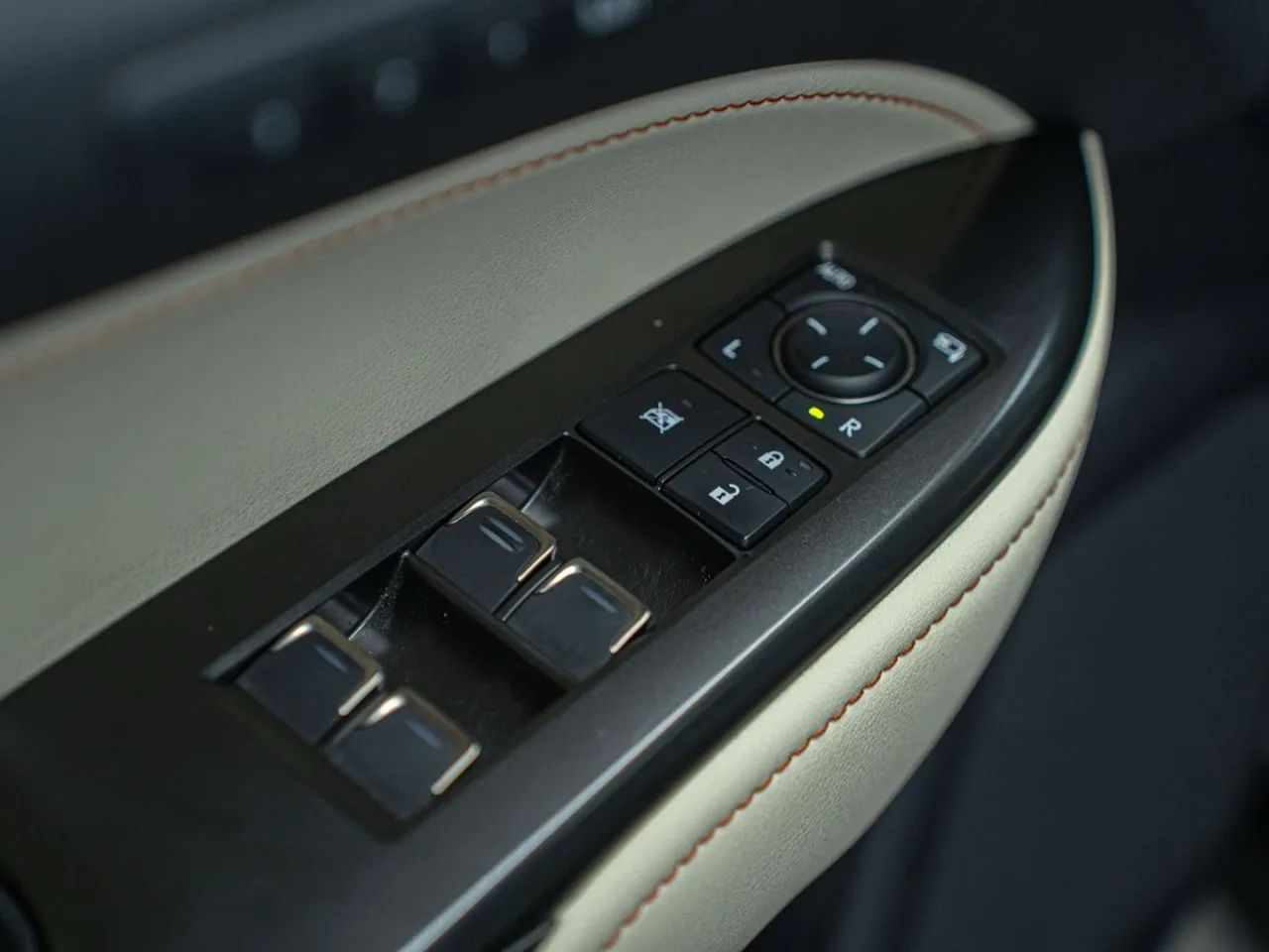 Lexus NX-350h Luxury 2.5 16V Aut. (hybrid), foto 15 de 17