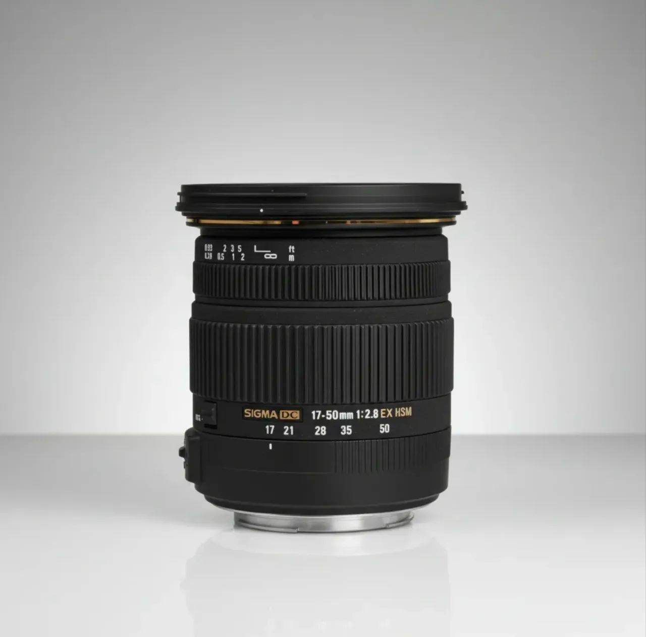 Oportunidade - Lente Sigma 17-50mm F2.8 Ex Dc Os Hsm Canon EF - Foto 3