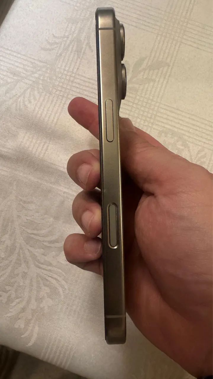 Apple iPhone 16 Pro (128 Gb) - Titânio Natural - Foto 2