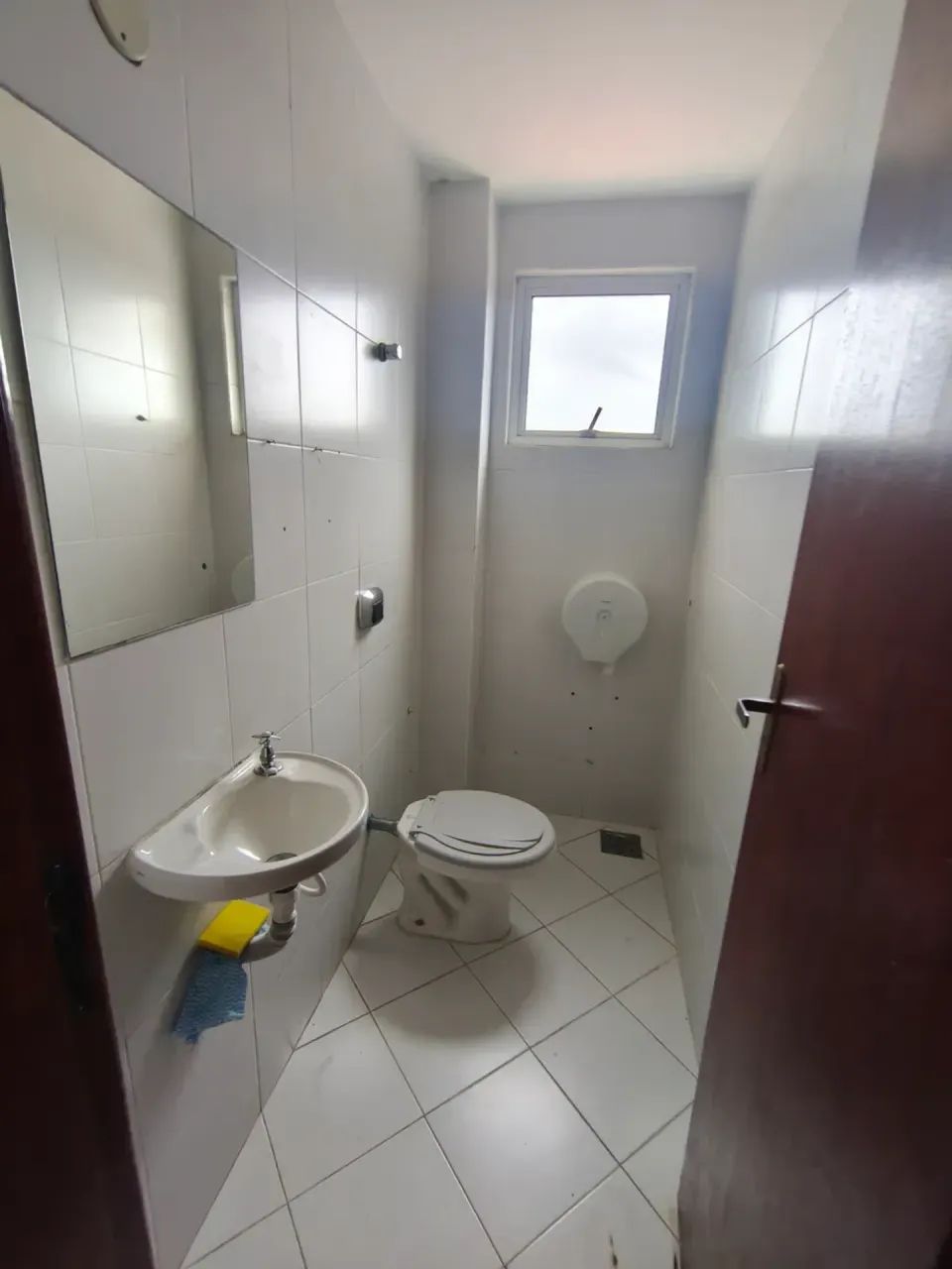 Sala comercial  Cavaleiros em Macaé-RJ! Com elevador e 32m² de área privativa, - Foto 5