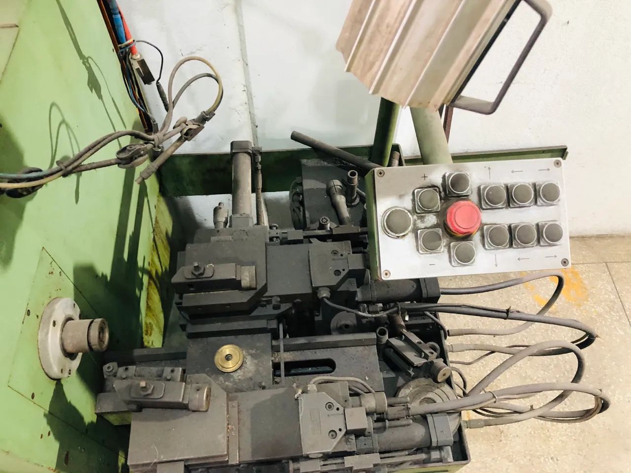Torno Automático  - Foto 2