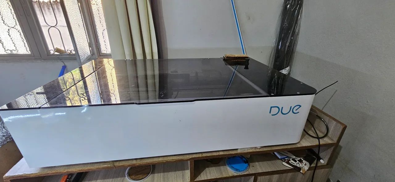 Maquina de corte e gravação a laser - Due Flow