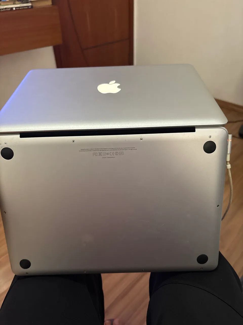 MacBook Pro 13 Late 2011 - SSD 256GB - Muito Conservado MacBook Pro 13 Late 2011 - SSD 256GB - Muito Conservado