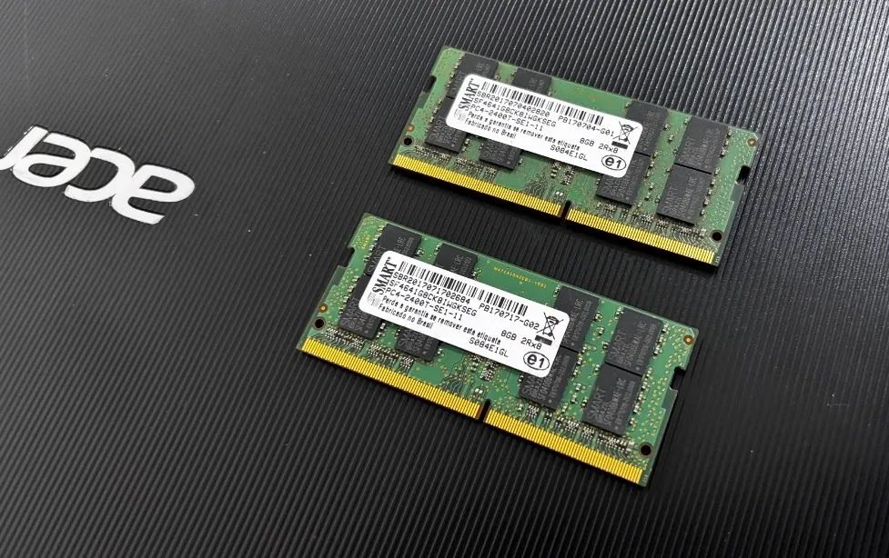 Memoria ram 8gb ddr4 2400 Smart ( par ) super conservada e testada