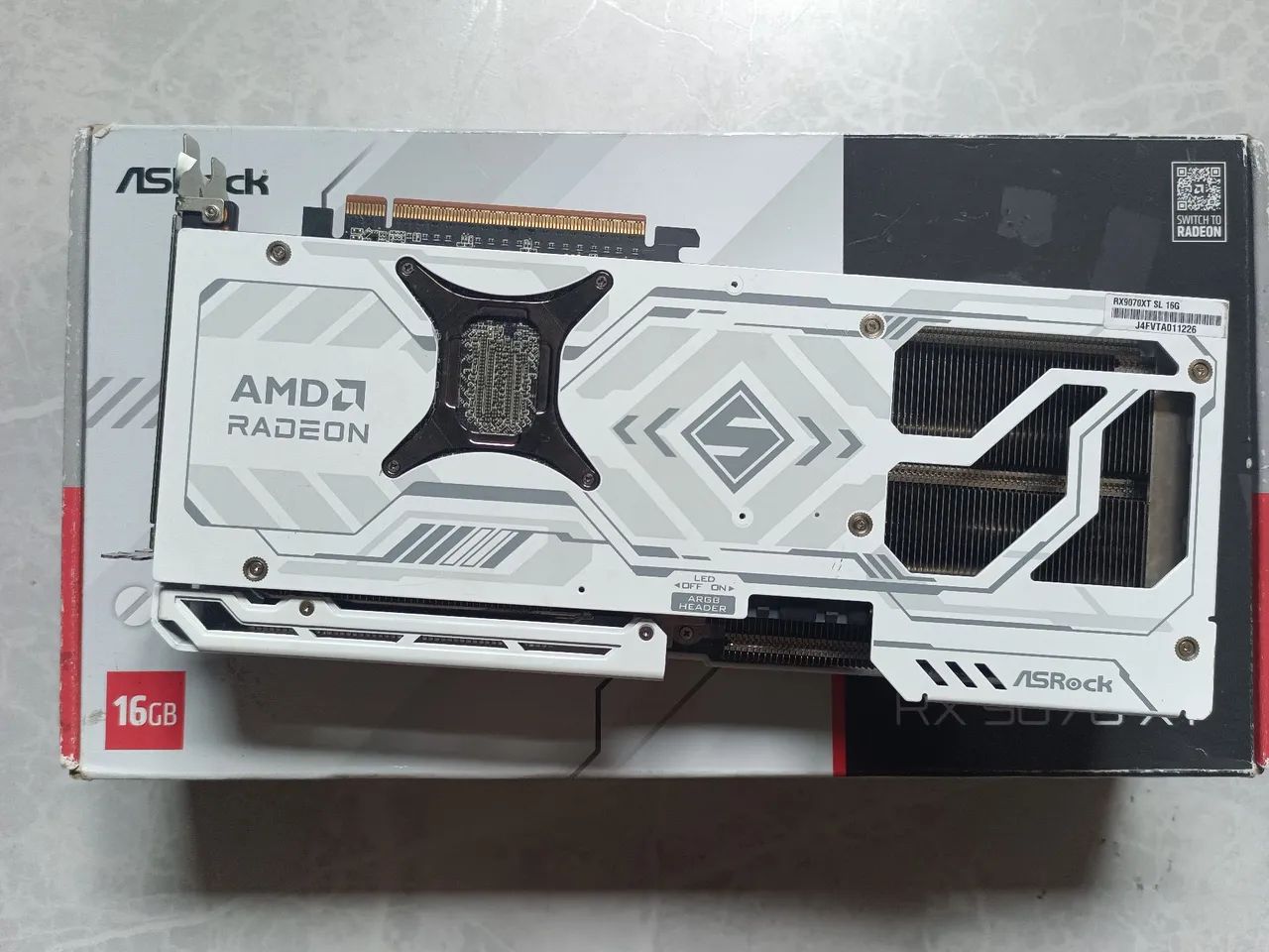 RX 9070xt Asrock steel legend white com defeito  - Foto 4