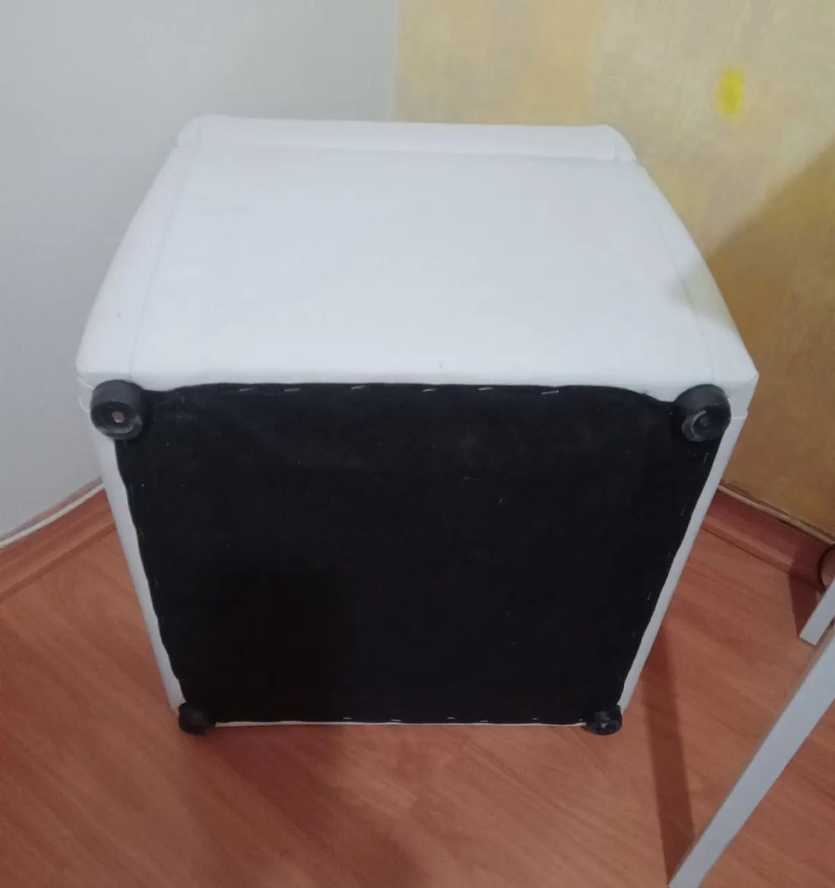 Puff baú branco perfeito estado - Foto 4