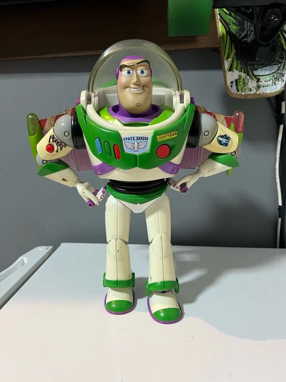 Buzz Lightyear fala em português  - Foto 2