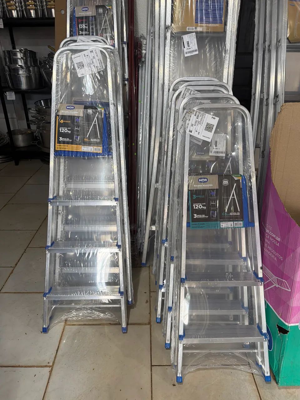Escadas de alumínio mor