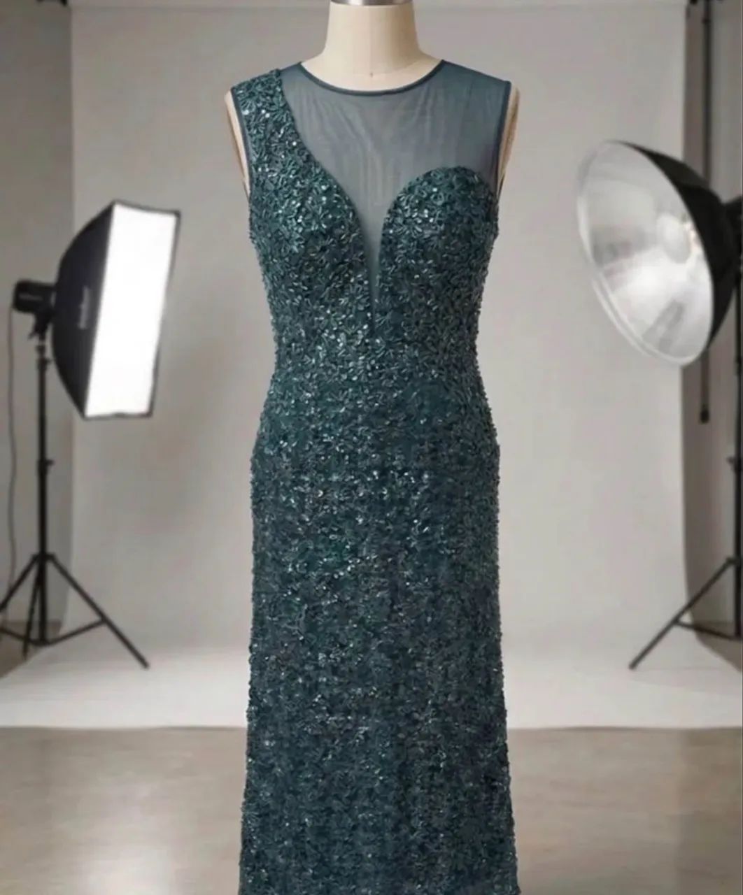 Vestido Verde com brilhantes