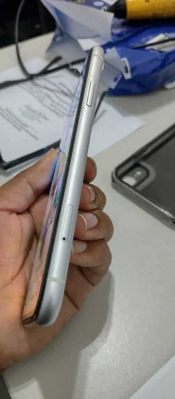 Celular iPhone XR branco 64gb em perfeito estado  - Foto 3