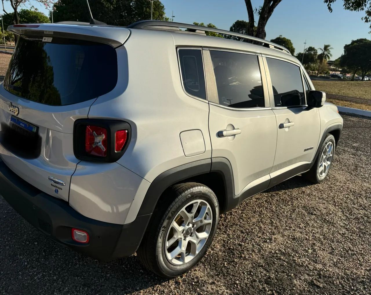 Jeep Renegade Renegade Longitude 1.8 4x2 Flex 16V Aut. 2016