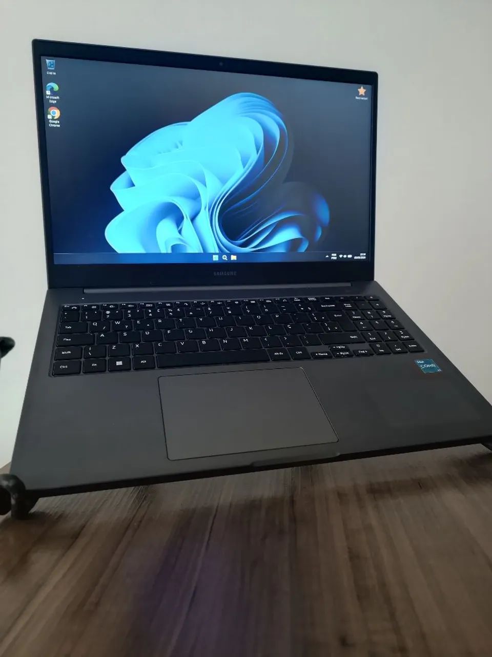 Notebook Samsung Book NP550XDA