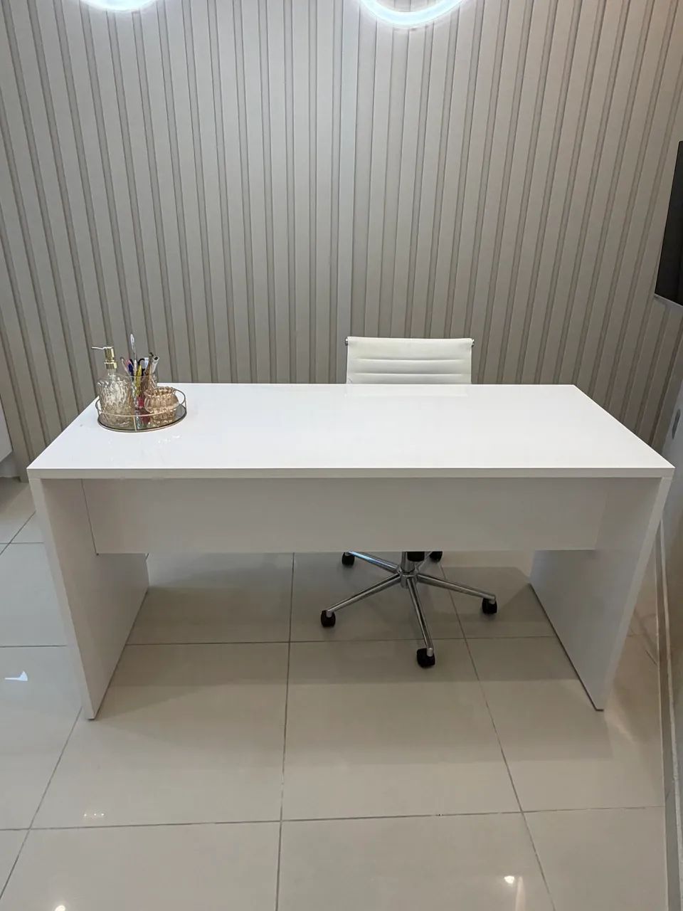 VENDO MESA/ESCRIVANINHA  - Foto 3