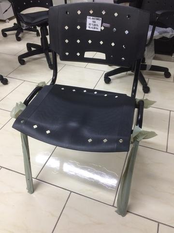 Cadeira empilháveis fixa nova - Foto 3