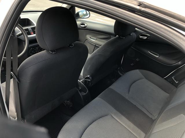 Peugeot 207 2012 - 1.4 R$ 14.500,00 - Foto 7