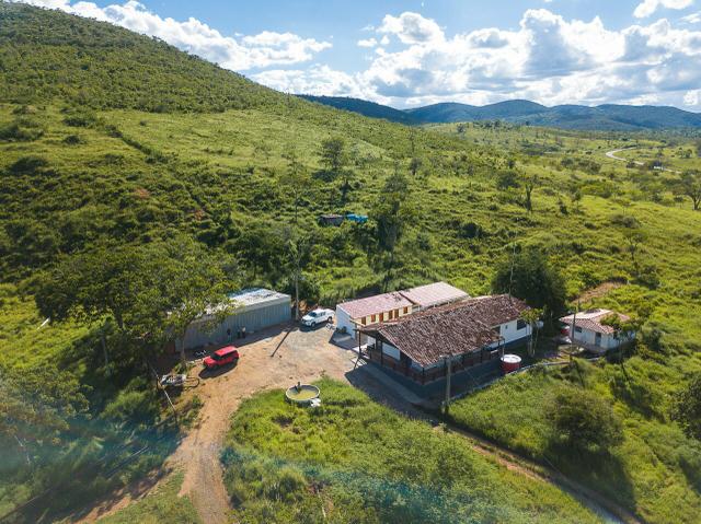 Magnífica fazenda 3.330 tarefas, a 23 km de jequié, br 116 na porta - Foto 4