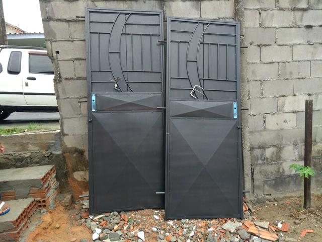 PORTA DE FERRO COM A CHAPA Entrega grátis em toda Manaus - Foto 2
