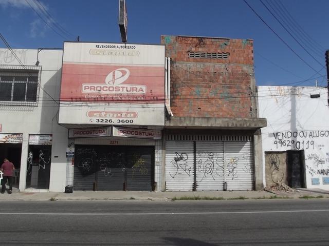 Benfica - Prédio Comercial 213,84m² na Avenida da Universidade