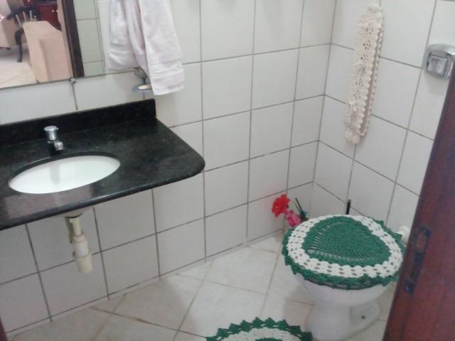 Belíssima Casa em Neopólis, 3 quartos sendo uma suíte - Foto 3