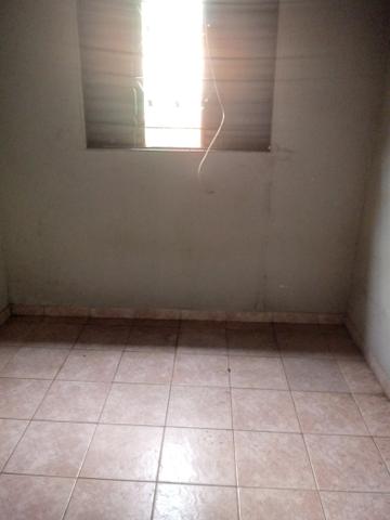 Vendo casa na estrutural. Aceito propostas!! - Foto 4